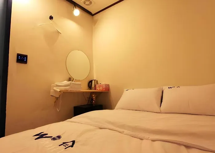 W Mini Hotel