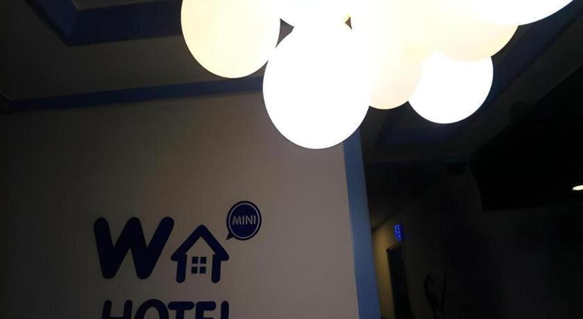 Hotel W Mini 2*