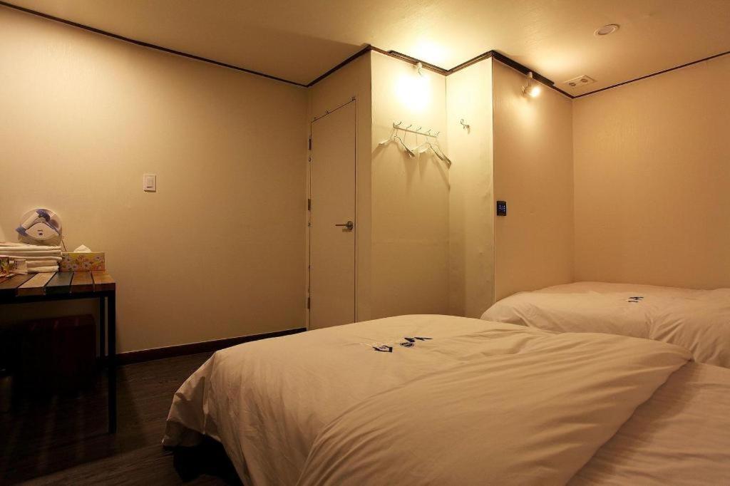 W Mini Hotel